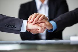 Hace pocos días otro importante Club de esports FIFA cerró sus puertas. Y con el panorama que hay, no nos extraña...

Con el fin unir fuerzas y ayudarnos, queremos proponer la formación de una grupo de Clubes de esports FIFA medianos y pequeños.

¿Qué os parece la idea?