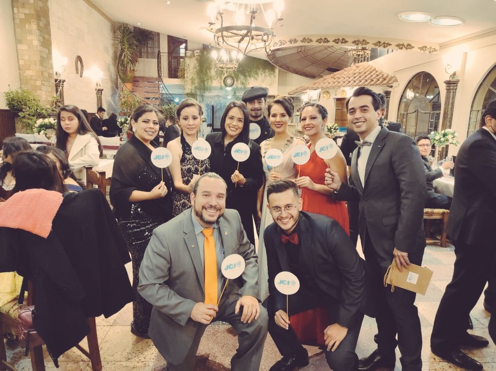 JCIBogota's tweet photo. #RT @jcileaders: RT @VacaflorPavez: Desde #JCINuevaTarixa auguramos éxito a todo el CEN 2022 de @JCIBolivia2021, una grata noche en la ciudad de Oruro la cual acogió la TM nacional con la presencia de #AlejandraCastillo, VPEM para las Américas🌎
@jcil… https://t.co/KYCLskF1vA