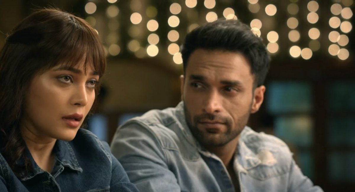SoniaSP_'s tweet photo. ITV FLs taking a stand for their love and being the first one (out of the couple) doing that needs to be normalised. Loved Monami’s love and respect for Karan.  Karan’s reaction to it was so adorable.

#ZiddiDilMaaneNa #KaveriPriyam #ShaleenMalhotra #MoRan https://t.co/LyMxK2QVF6