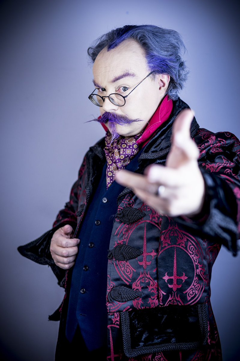 ProsperoDrag's tweet photo. Hello my darlings, your favourite bisexual #dragwizard is back! Yours unruly will be at @glitterntitter on April 8th in a packed lineup of fabulous folk, tickets on sale via their website now 💜 https://t.co/8ajjRZmxeb