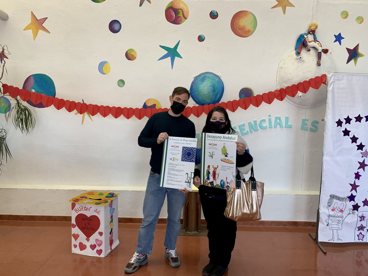 Hoy hemos dado difusión de las actividades que  realizará el Distrito con motivo del 28F por los centros educativos. El director del  CEIP Príncipe de Asturias mostró su entusiasmo con la iniciativa.
#ActividadesFebrero
#28F
#estealcosatorreblanca