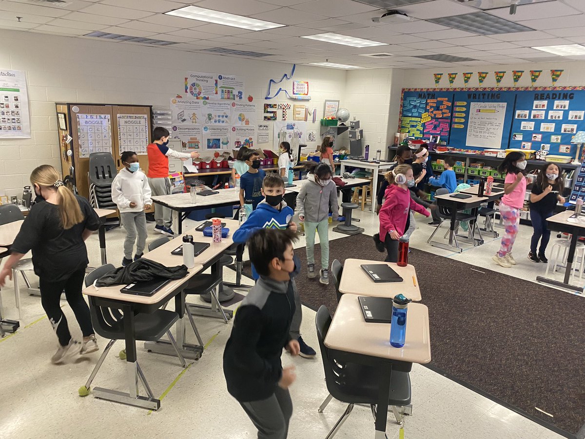 MrsE_Hilliard's tweet photo. We had fun playing Family Feud - The Fitness Game for Workout Wednesday! #libwell22 #NSCW22 https://t.co/JU7OMGnNMs