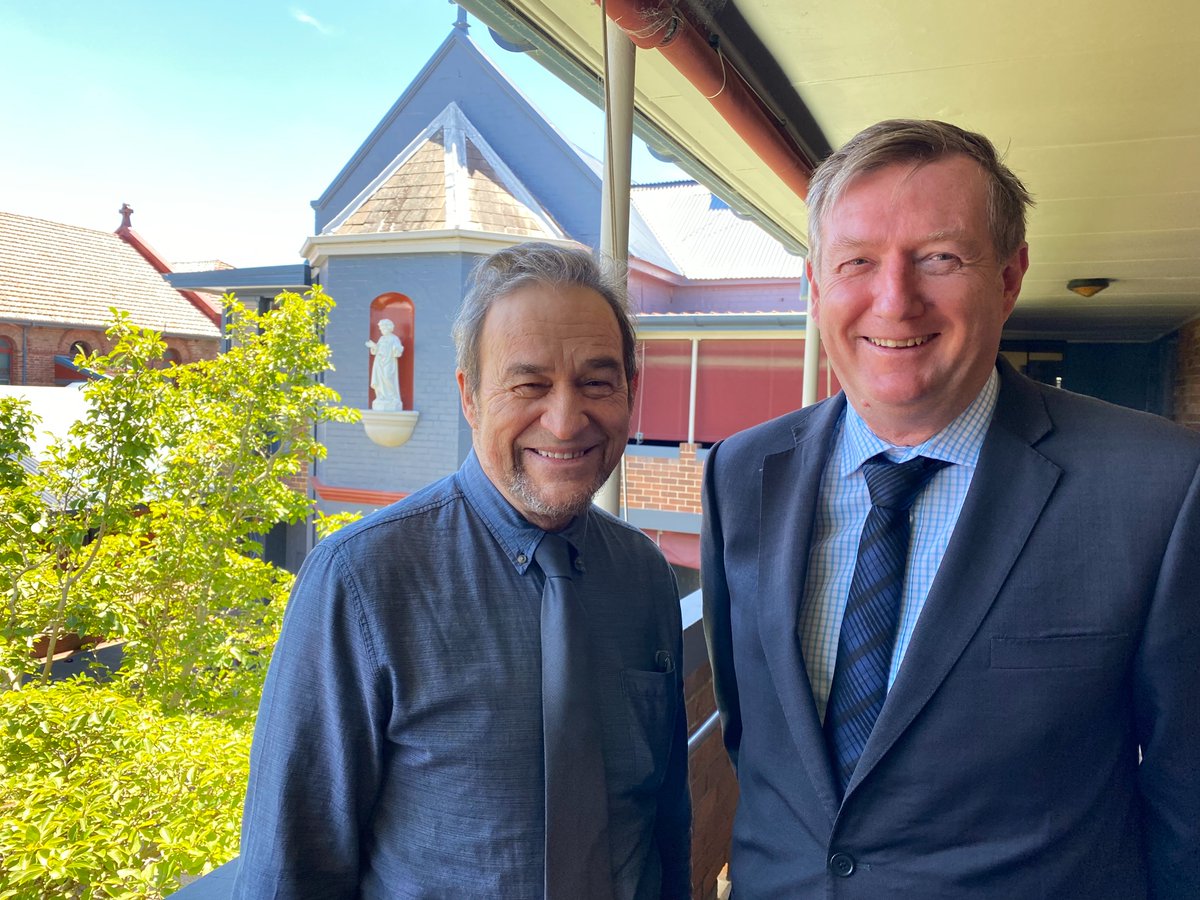 cbhslewo's tweet photo. We welcome Fr Jack Evans into our #CBHSLewisham community! #FrJack will provide campus ministry and guide the liturgical program for our primary and secondary students. We look forward to strengthening our School's commitment to Gospel Spirituality under his guidance. #EREA https://t.co/OmYVjZgyrm