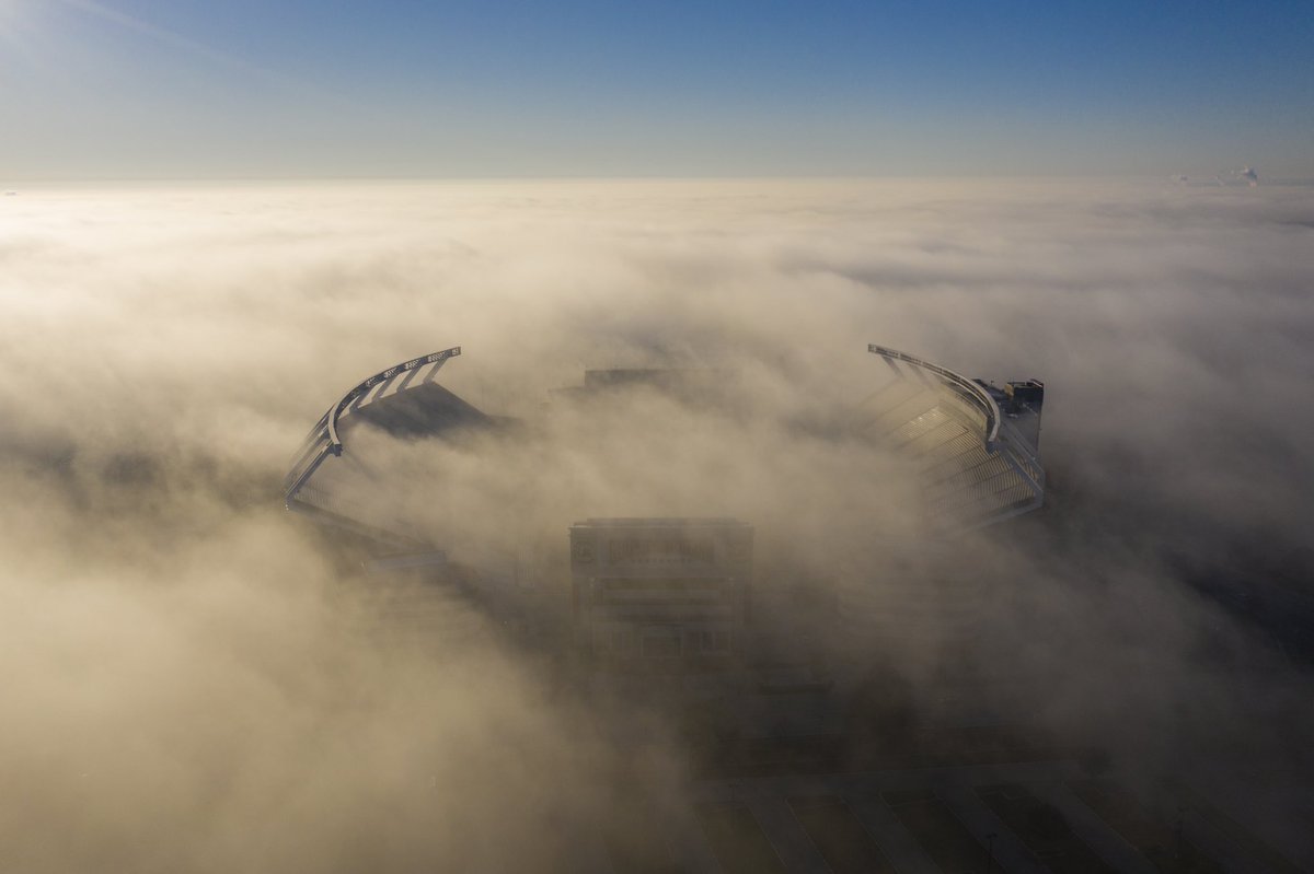 GamecockFB's tweet photo. Fog… or a sandstorm? https://t.co/6d4aj9Sw0i
