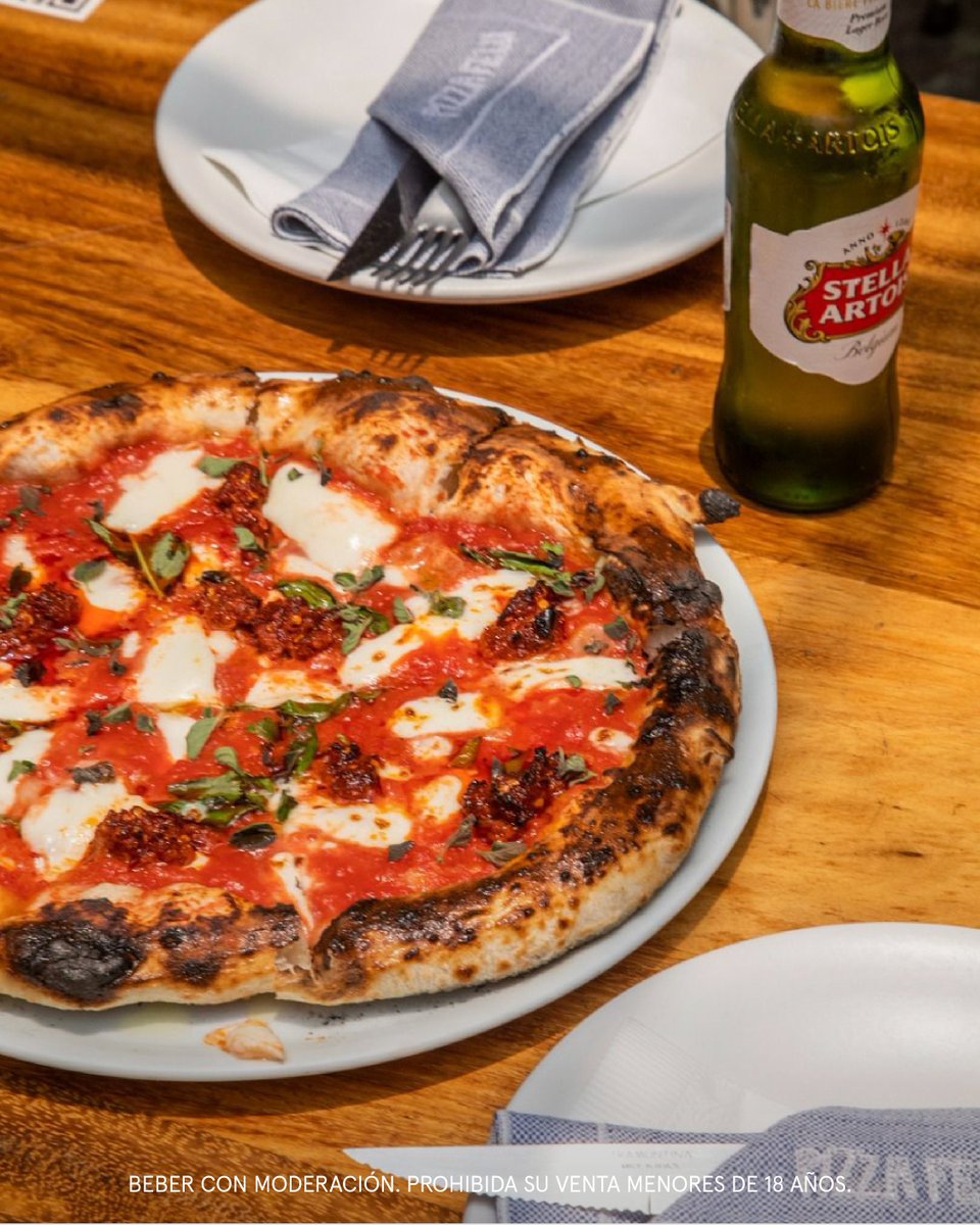 StellaArtois_Ar's tweet photo. ¿Algún fanático de la pizza por acá? No te pierdas este SORTEO para seguir disfrutando #DíaInternacionalDeLaPizza 
Participá siguiéndonos y haciendo RT. https://t.co/eCbW1in3yl