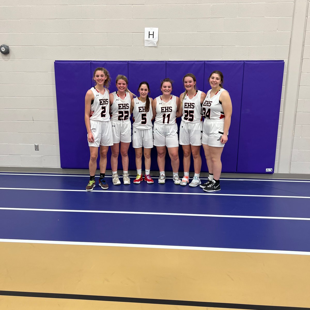 EPSDutchmen's tweet photo. 🎉 CONGRATULATIONS! 

The #EPubLife581 Flying Dutchmen became Freshmen Red Rock Conference Girl’s Tournament Champions on Saturday defeating the Southwest Christian Eagles and the Adrian Dragons!

👉 Give this post some love if you agree that our student-athletes are AWESOME! https://t.co/zbkXcd7dVM