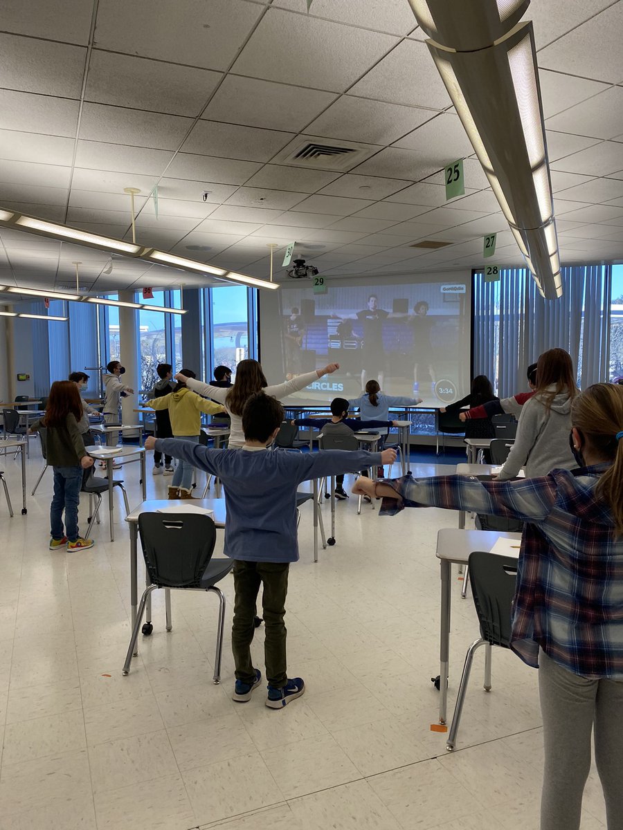MrsRomond's tweet photo. Another successful Student Leadership Meeting! 🐝 Our Ss planned questions to interview/get to know our Recess/Lunch Monitors! 📝 #CiderMillWay #WiltonWayCT #StudentLeadership #YoungLeaders #Teamwork #relationships @MrsCirillo5 https://t.co/FiAVElBBSY