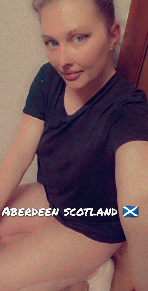 Saraloo89's tweet photo. Preparing for a sunbed #gottahavethesun #quickholiday https://t.co/TCYyqMKXSE