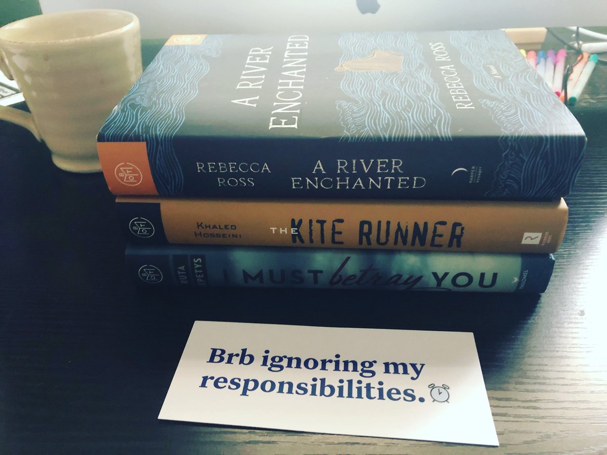 AubreeDeimler's tweet photo. Book of the Month Box has arrived! Hoping I made the right choices, as Iβve been striking out lately. Found myself in a bit of a book slumpπ€π»ππ
#bookofthemonth #botmpicks #botmmember #bookofthemonthclub #amreading #booklover #bookstack https://t.co/ttzlV8nmma