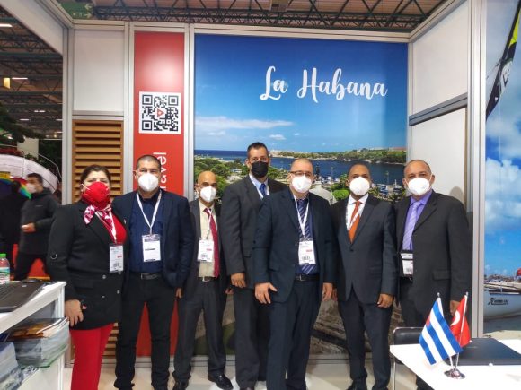 CanalCaribeCuba's tweet photo. | #CanalCaribe | A partir de este miércoles, #Cuba está presente en la edición 25 de la Feria Internacional de #Turismo y Viajes del Mediterráneo Oriental EMITT 2022, con sede en Estambul, #Turquia.
Más noticias en https://t.co/LN0VBsCJ28 https://t.co/nDdu1LIRtl