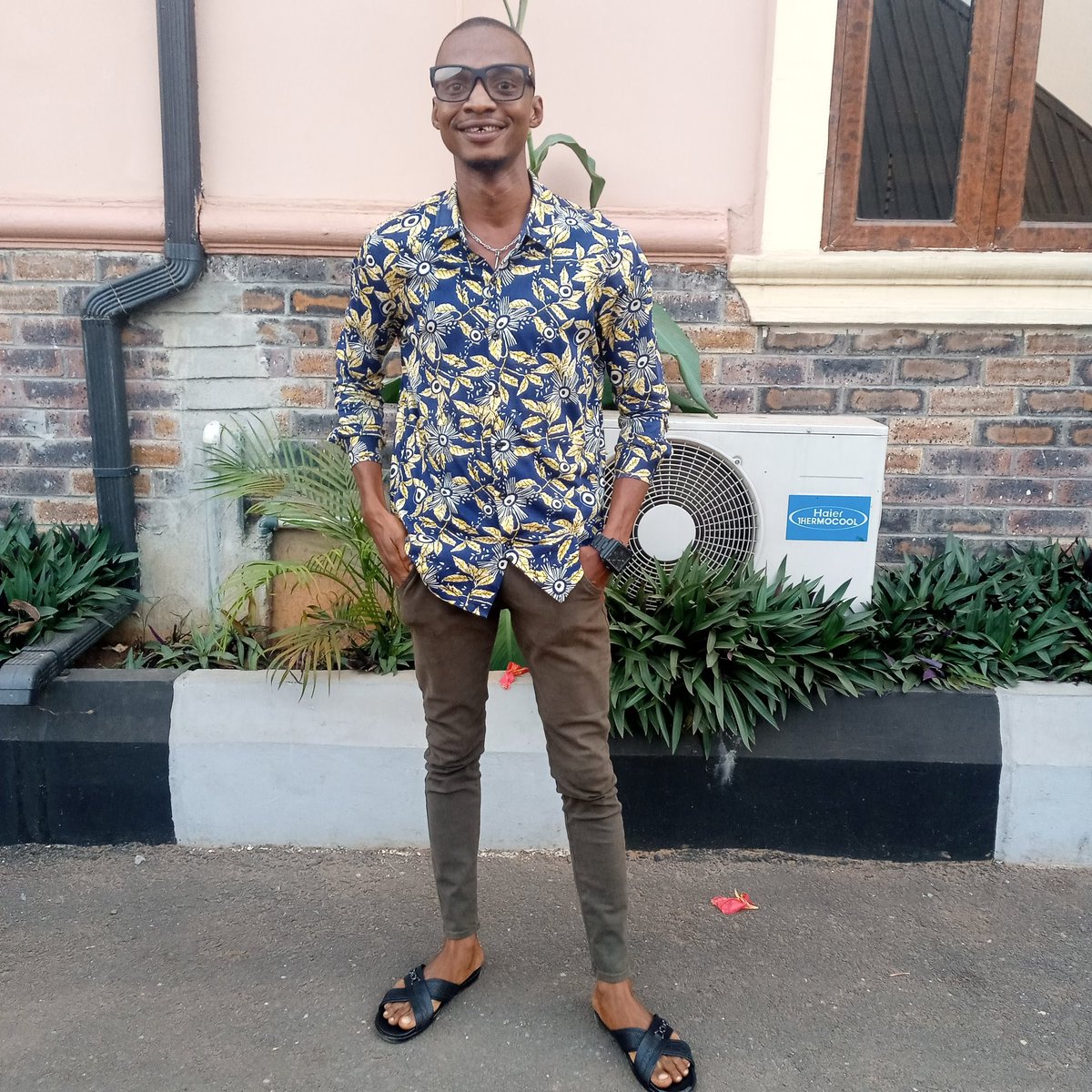 UlukwuS's tweet photo. #NewProfilePic https://t.co/cXf2Eb2Zek