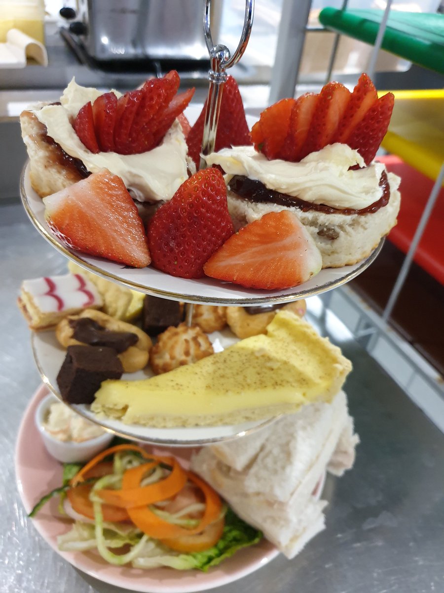 On Valentines day,Caffi Calon is launching our afternoon teas.Sandwiches and homemade cakes with tea/coffee.Opening  offer on valentines day £15.00 for two 💝 Ring or text Cerys on 07927 264562 to book.
Or make it special with two mini bottles of proseco for an extra fiver each!