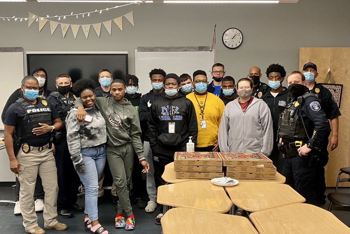NLRPD's tweet photo. Who doesn’t love pizza 🍕! NLRPD SROs celebrated National Pizza Day, by bring some yummy pizzas to the NLR High School’s Criminal Justice class. It was a great time enjoyed by all! #NLRPD #NLRHS #NLRSD #NationalPizzaDay https://t.co/1ImkSXy1tJ