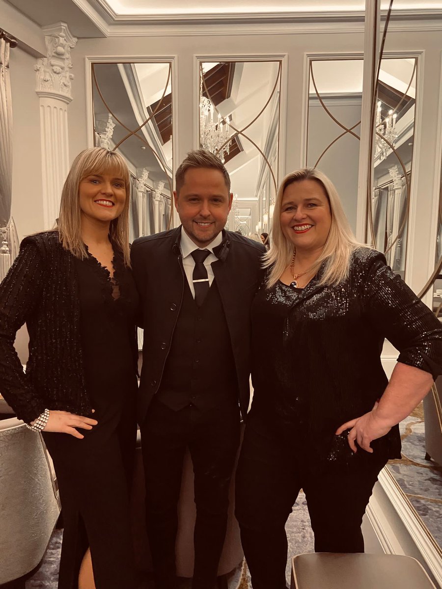 TheBellassing's tweet photo. We had a blast at the Northern Ireland Country Music Awards, thanks to Malcolm for having us and especially to the band for backing us ☺️🎵🎵@derekryanmusic 🎵🎵 https://t.co/gz5wnZH1Az