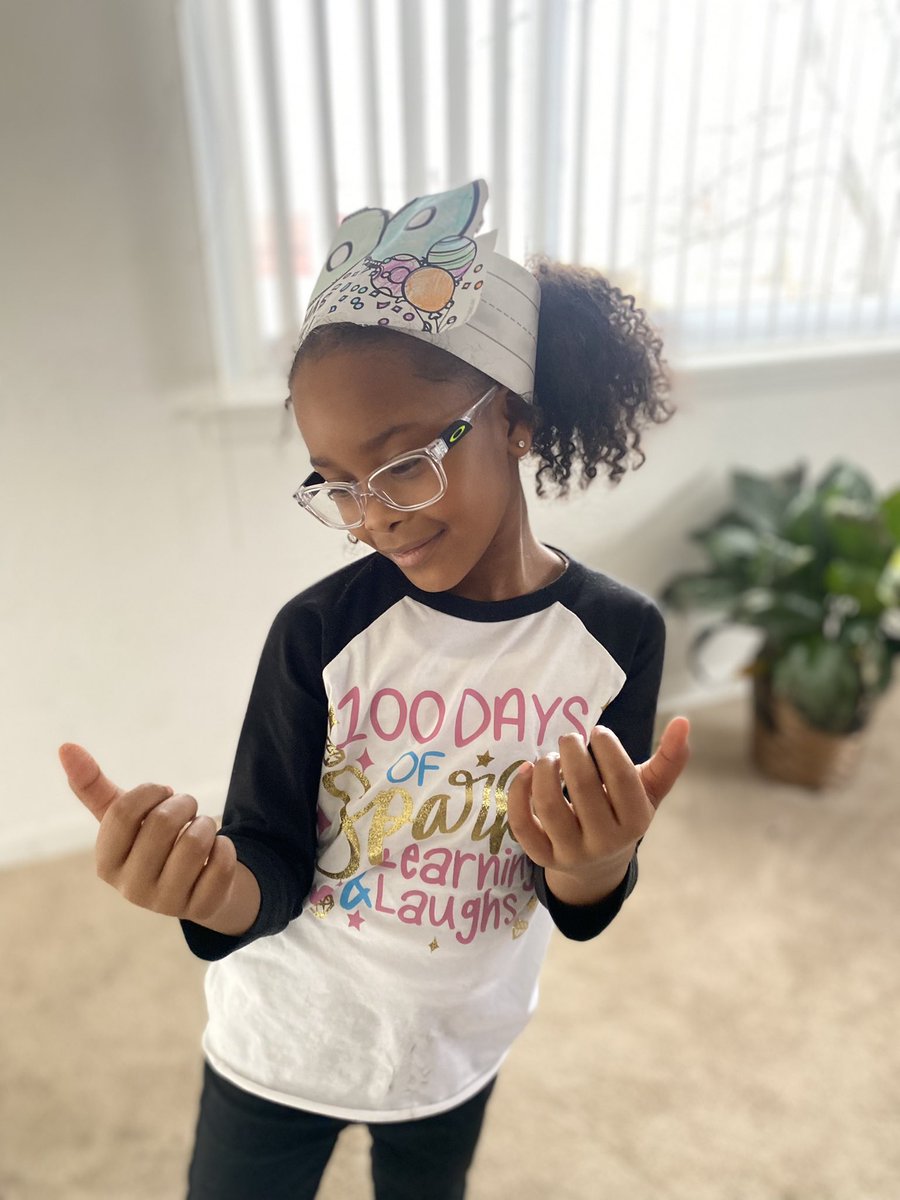 taylorstoolbox's tweet photo. @Woodland50News Taylor Hill from Mrs Sanchez’s K class sharing activities from 100 Days of school. She can count to 100 by 10’s now!!! 👏🏾👏🏾👏🏾👏🏾 https://t.co/i6aCDp5Wu6