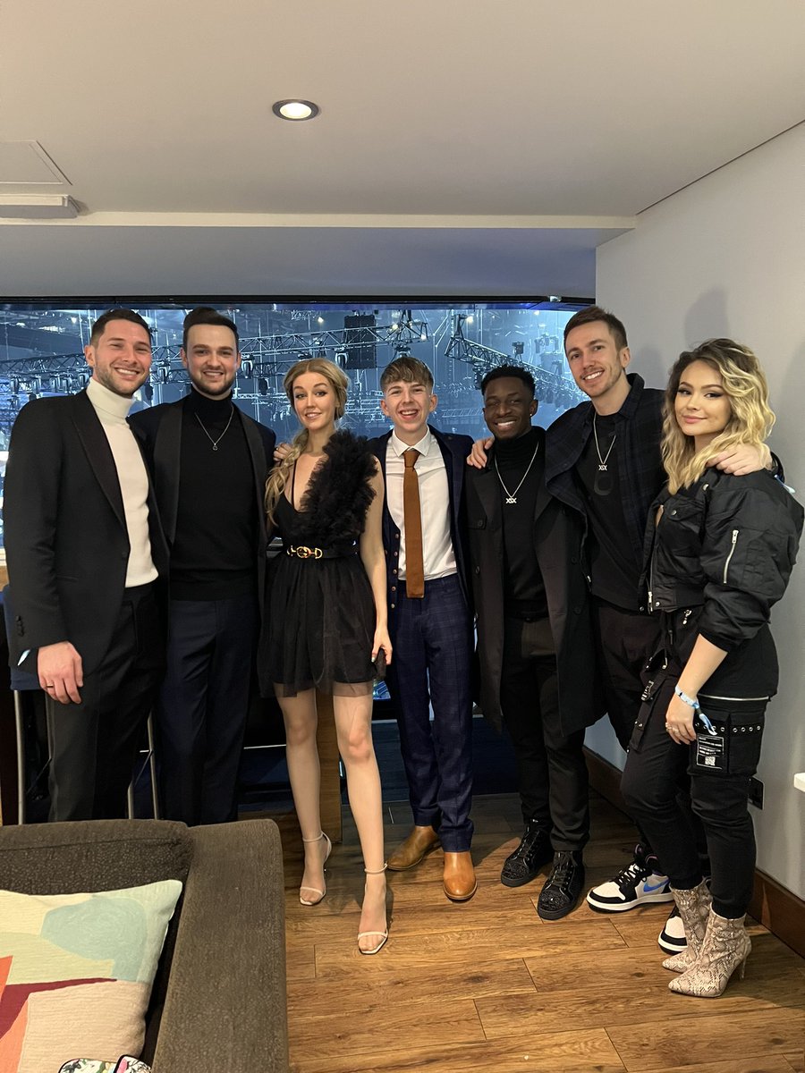 Dan Rhodes tweet media