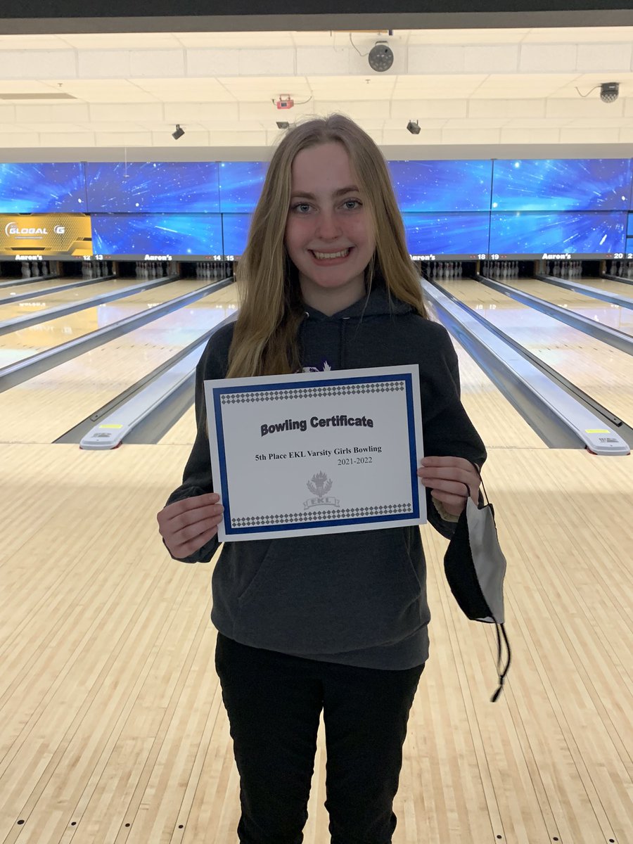 BVNW_Bowling's tweet photo. Bailey Kinkelaar. 5th place individually at EKL! @bvnwnews @BVNW_Athletics https://t.co/jsx3gMu3DV