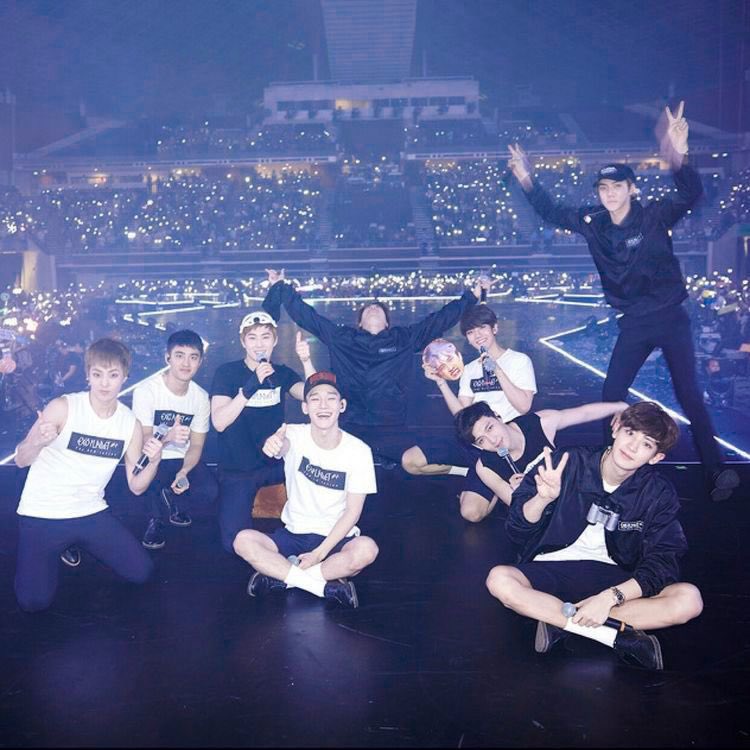 1989exo's tweet photo. 💭 welcome!
this is a safe place for exols and swifties, make yourself at home <3

follow us and rt to share, thank you 🤍 https://t.co/adHcuGFr6W