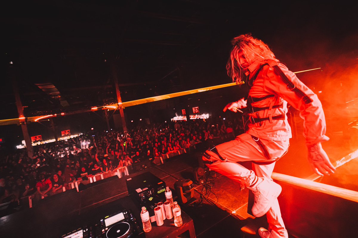 svddendeath's tweet photo. NYC what a great way to start off 2022!!!! 
 
What cities y’all want to see me in this year? https://t.co/VWo6adJjdv