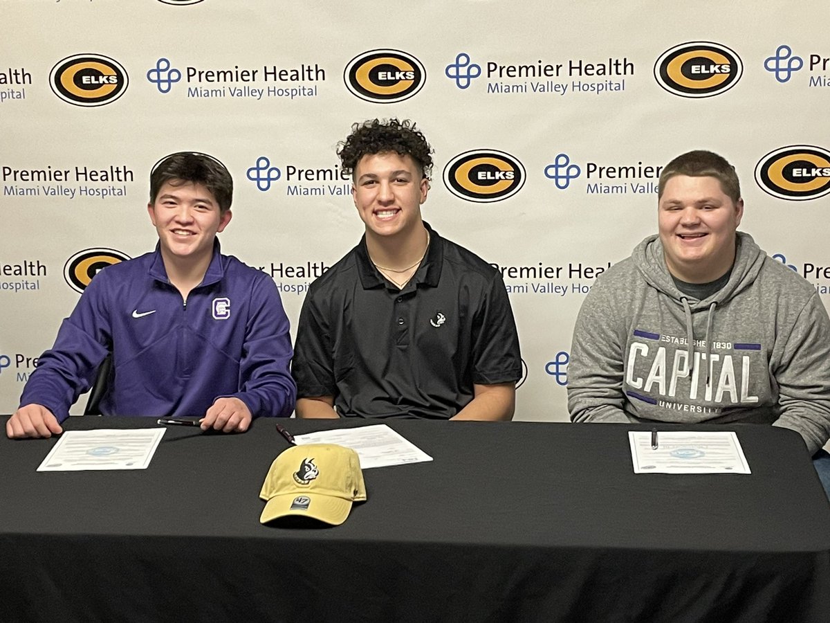 Congrats <a href="/arnoldfitz1/">fitz</a> for signing to play lacrosse at Capital, <a href="/CamSmithElks/">Cameron Smith</a> for signing to play football at Wofford, and <a href="/chadlugo2/">Chad Lugo</a> for signing to play football at Capital. We are so proud of you guys! #MoC #HEATT
