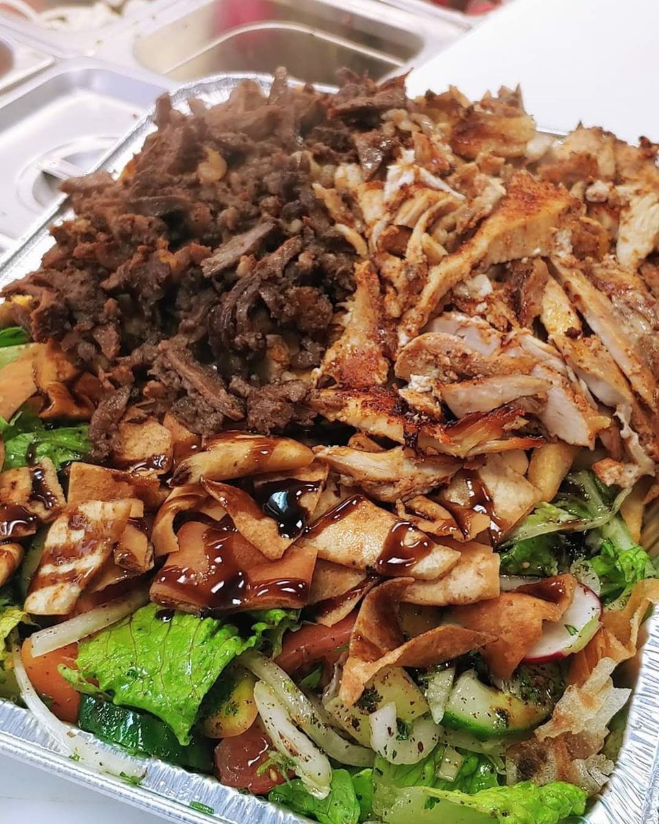 ShawarmaBabaz's tweet photo. This Super Bowl Sunday, let us tackle the food for you! Our Party Platters are a great way for everyone to score what they want! 🏈🙌

#PartyPlatter #ShawarmaPlatter #SuperBowlLVI #LdnOnt #Babaz https://t.co/CW6uOG7bUg