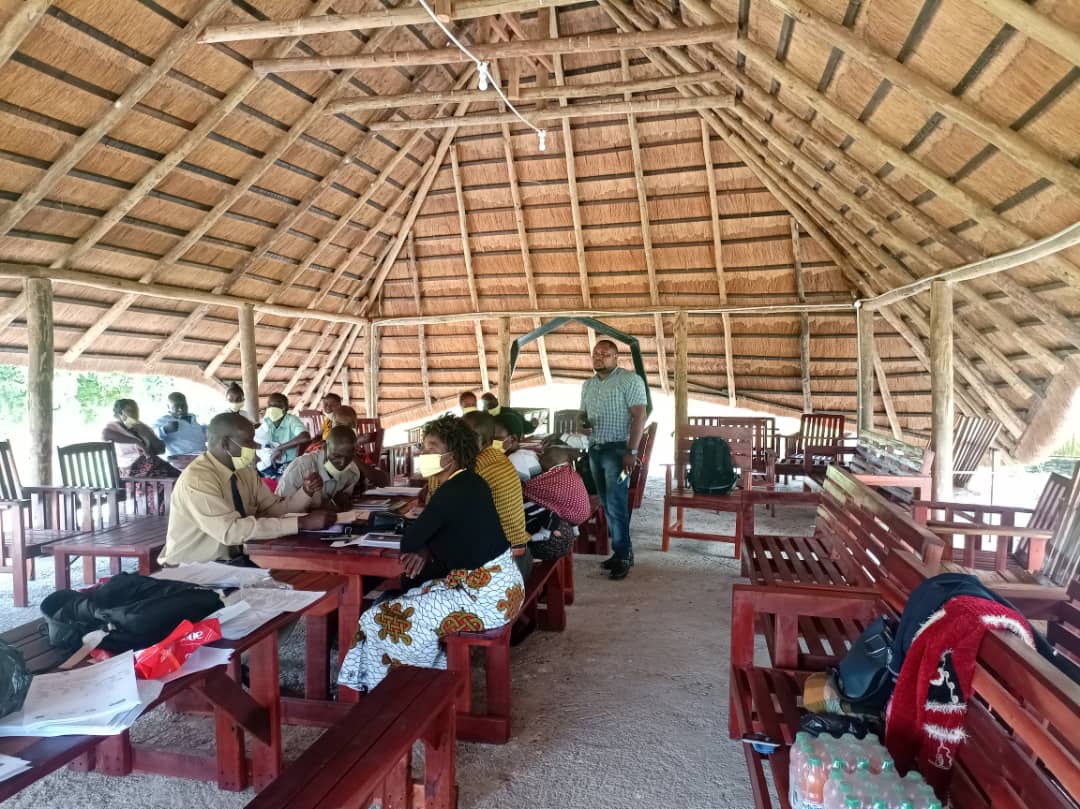 PromoteZambia's tweet photo. Kafue: ZDA has partnered with Action Aid Zambia to train Cooperatives in the fish value chain based in Kafue District to equip them with entrepreneurship and business management skills.
#potentialmadepossible
#MSMEGrowth
#EmploymentCreation
https://t.co/BomYFc7ptx https://t.co/KvzziAAor8
