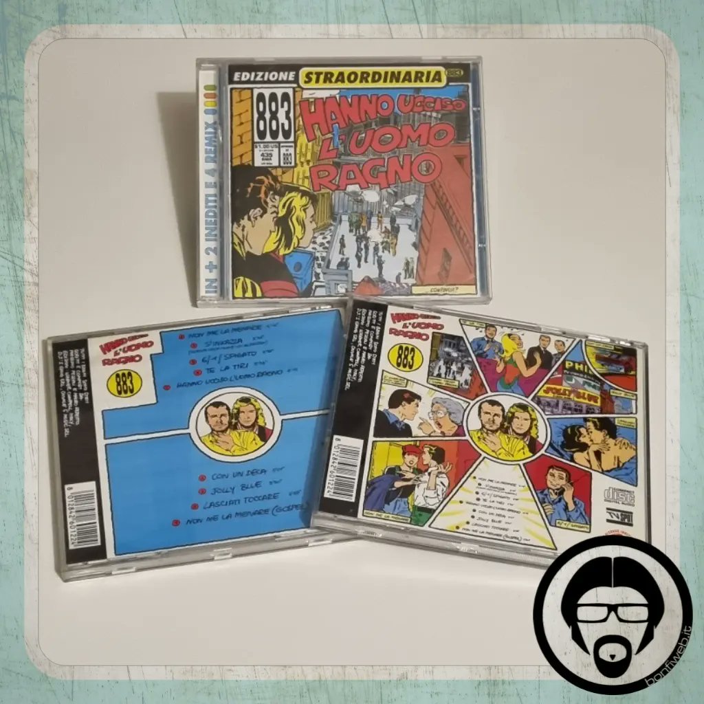 bonfiweb's tweet photo. E sono 30...il 10 febbraio 1992 usciva il primo album degli #883. Sapevate che ne uscirono 2 versioni? Una con retro a fumetti e una con il classico retro azzurro. Qual è la vostra canzone preferita di questo album?
#hannouccisoluomoragno #maxpezzali #anni90 #1992 #30anniversario https://t.co/S5gGsyITYr