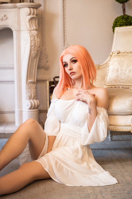 Peachy 💕 https://t.co/0FjyX9MvX5
