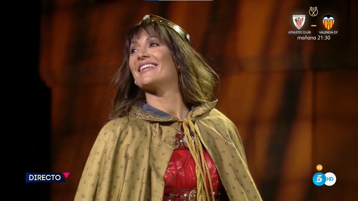 SecretStory_es's tweet photo. Érase una vez un castillo habitado por una poderosa monarca... ¡bienvenida, Reina @Nagore_Robles! ❤️ Comenzamos YA #SecretGala4 en @telecincoes https://t.co/XKDtj7iZ1t