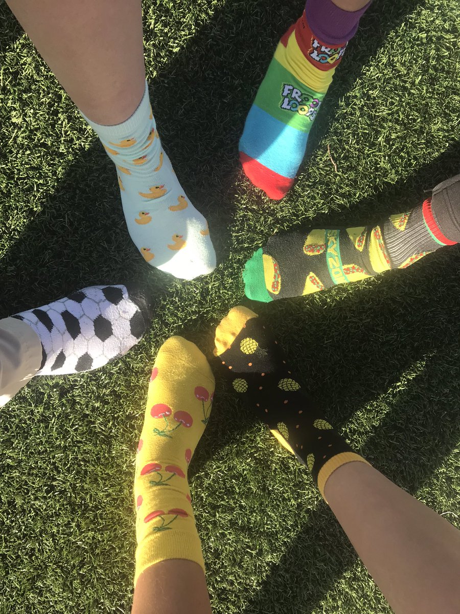 coachhinckley's tweet photo. #WackySockWednesday
#FOTeamDistance https://t.co/HUIas2IPC5