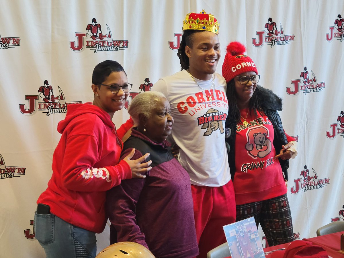 JimtownHigh's tweet photo. Congratulations to our very own Johntu Reed who committed to Cornell University to continue his academic and football career. A great kid who will do great things!  Congratulations!  #WeAreJimtown https://t.co/tMs1mkGGHR