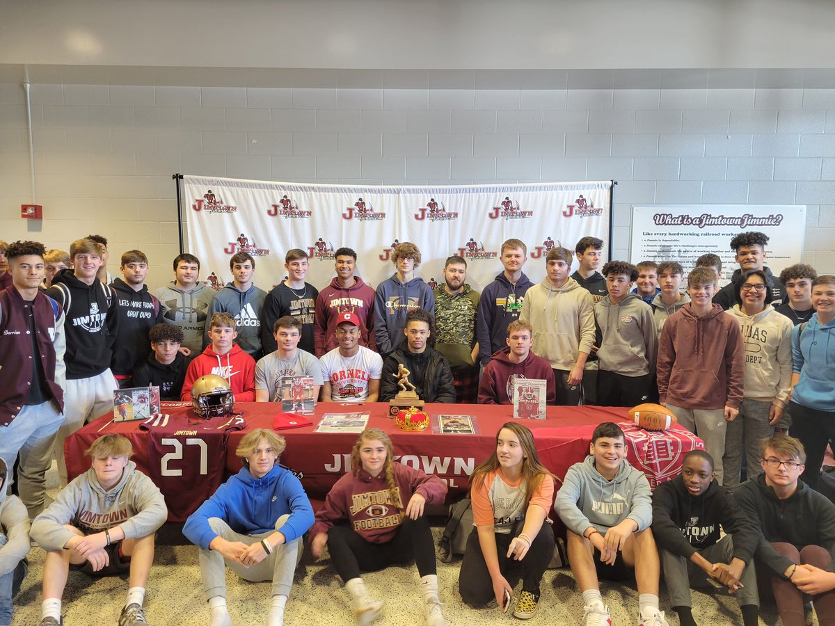 JimtownHigh's tweet photo. Congratulations to our very own Johntu Reed who committed to Cornell University to continue his academic and football career. A great kid who will do great things!  Congratulations!  #WeAreJimtown https://t.co/tMs1mkGGHR