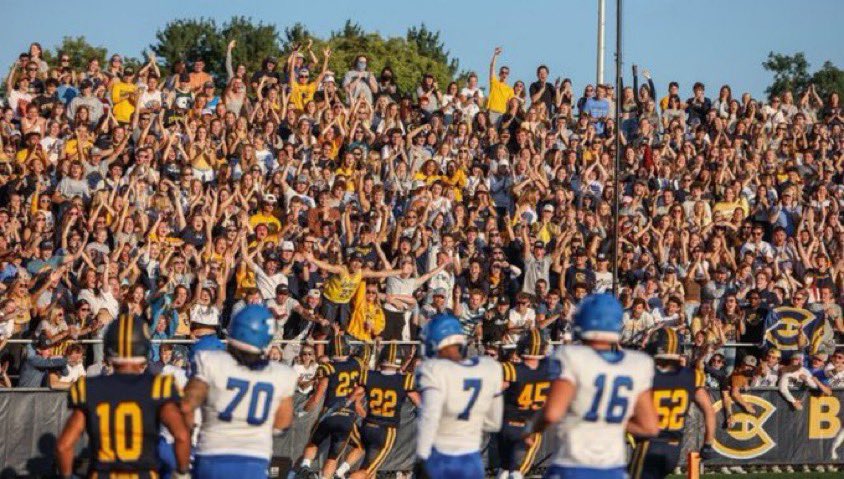 dannykarofsky's tweet photo. Super excited to have received a roster spot offer from UW Eau-Claire! Thank you @CoachBeschorner @Coach_Dickinson @Coach_Trip @UWECFootball. #RollGolds https://t.co/MBp8MHDl6e