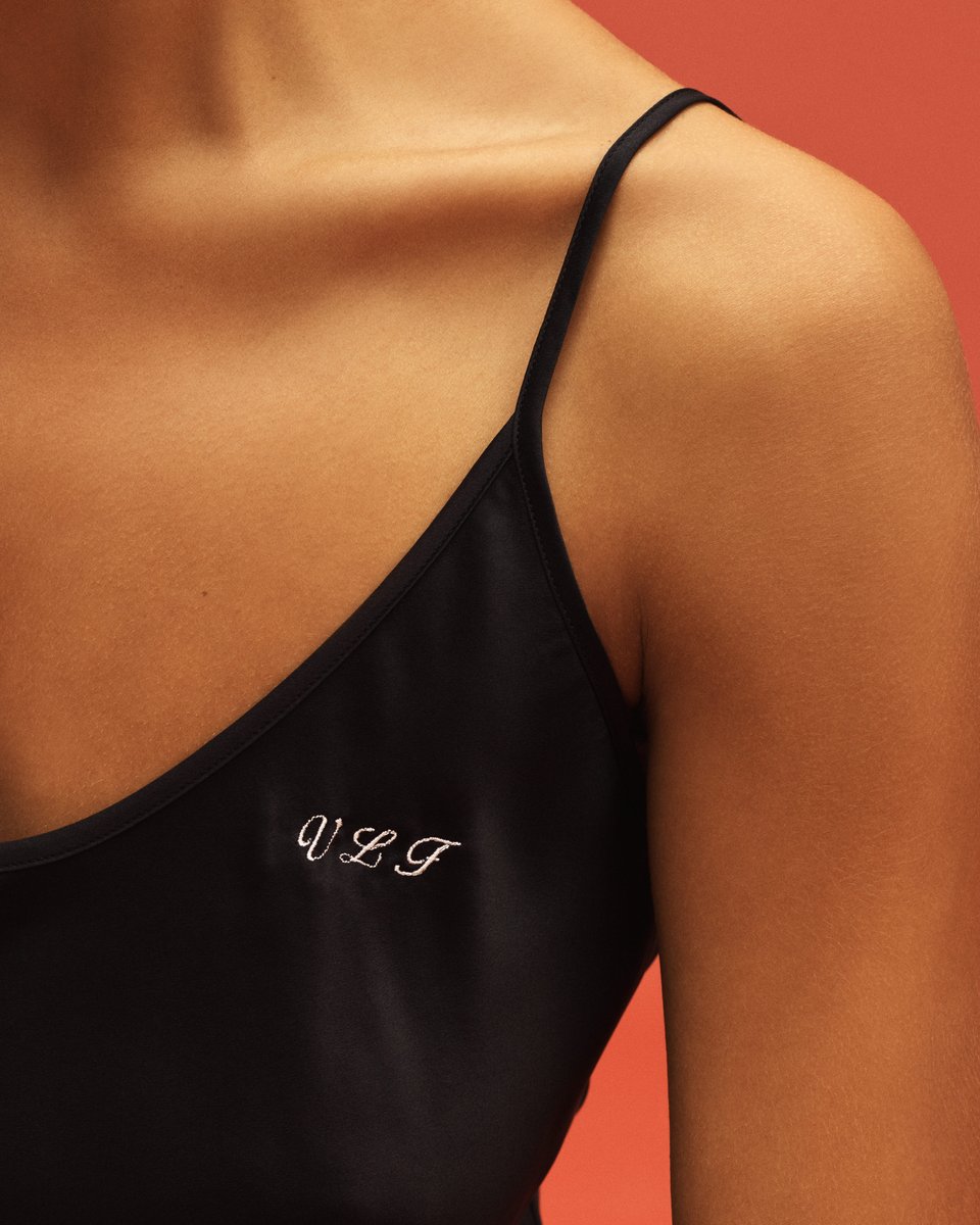 Elevate your carefully chosen gift and add the perfect finishing touch with personalised initials, beautifully embroidered by our in-house artists. #LaPerla bit.ly/3swdqXI