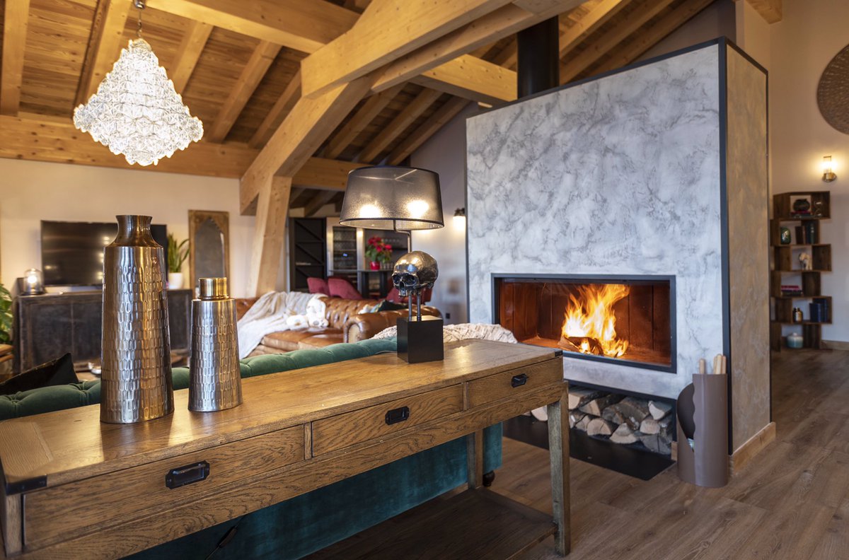 finestholidays's tweet photo. NEW to our #luxurychalet portfolio #skichalet LE ORLOV 👉https://t.co/NbN17Lm8qL at the top of #skiresort #ValThorens #halfterm Sleeps 10 #lastminute 02/12, 7 nights € 25,000 Hammam, Sauna #selfcatered #LesTroisVallées

#finestholidays #luxurytravel #skiholidays #bespokeholidays https://t.co/qcFXfzjpVg
