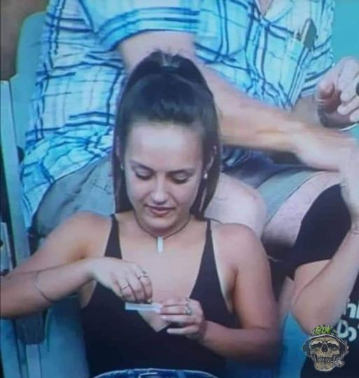 SPACECANNABIS's tweet photo. "amor viu o gol que fiz pra você ?"

ela: https://t.co/93JwoKSz6L