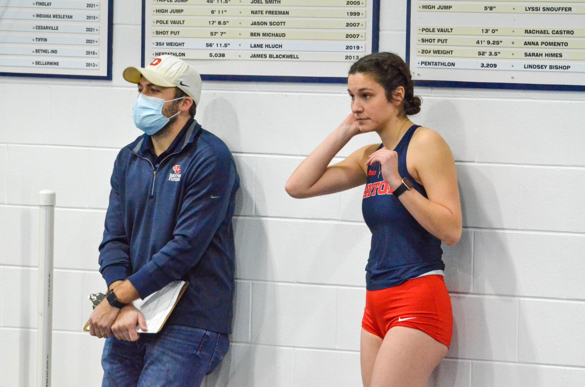 Patiently waiting for Friday...

#GoFlyers || <a href="/UDWomensTF_XC/">Dayton Women's XCTF</a> 

📷  <a href="/jasonordway/">Jason Ordway</a> and Keelin Kelly