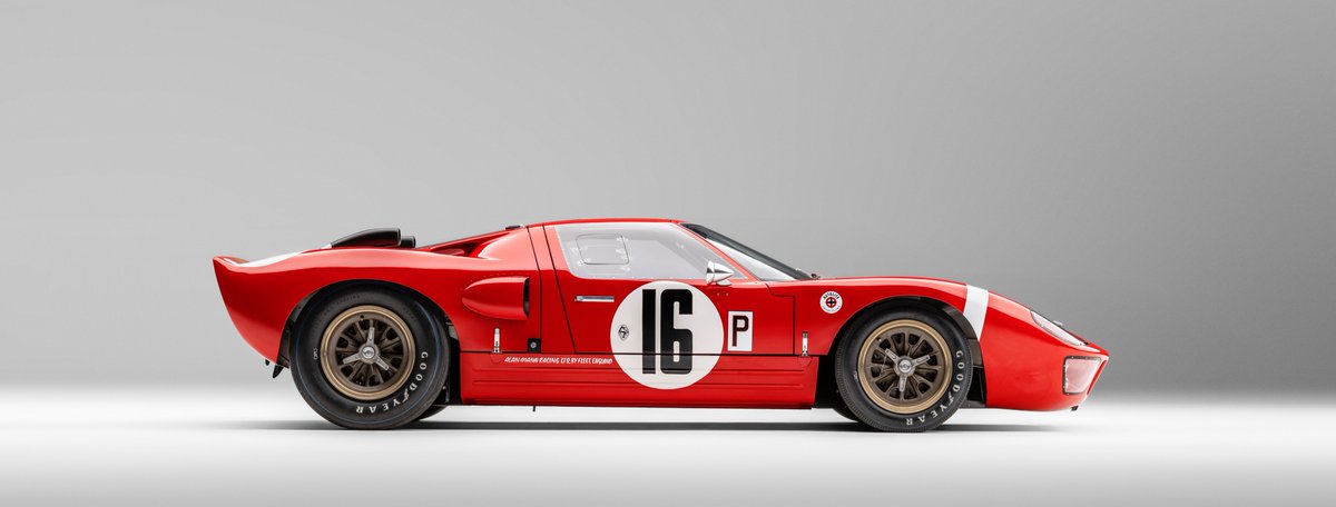 jimfarley98's tweet photo. 1966 @Ford AM GT-1 

This is 1 of 2 prototypes built by @AlanMannRacing using experimental lightweight materials, a project that helped develop the MkII car and Ford winning Le Mans in 1966 with a 1-2-3 podium sweep. https://t.co/ZaJPGOqYDz