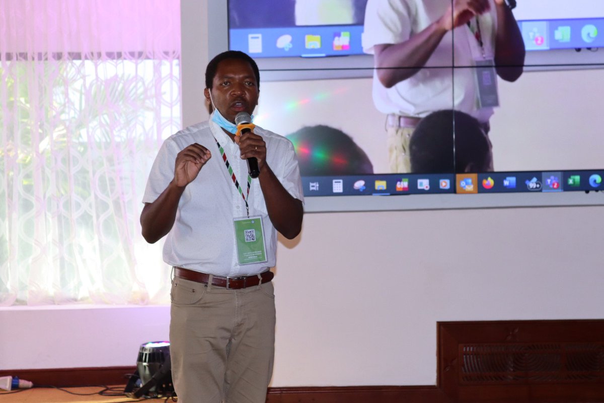 crs_kenya's tweet photo. In its recommendation, the committee on curricular and training proposed that specialist training to be expanded to include #MCCoD training, which will be critical in improving completeness of #CRVS system in Africa. @JanetMucheru @AzzaBadr17 @VioletNjenga @VitalStrat #HWC2022 https://t.co/c0o2JNSBVR