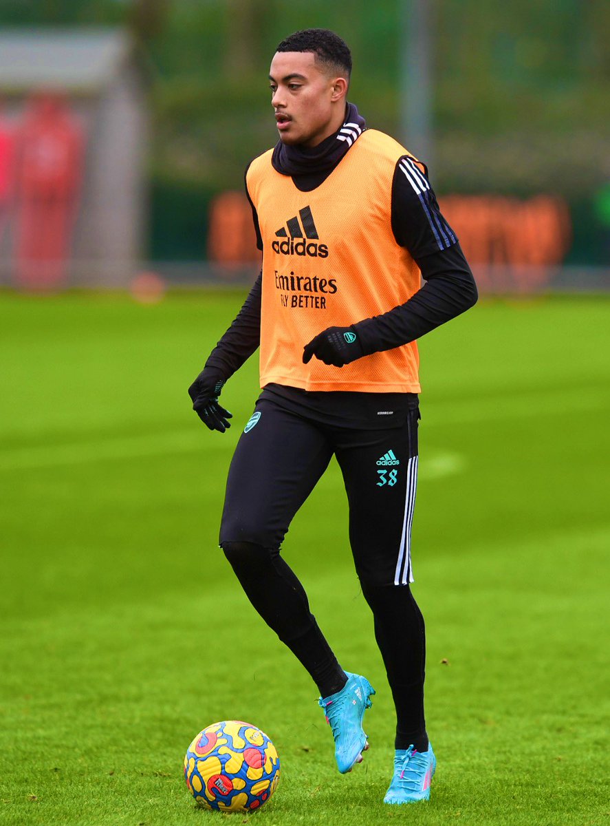 MiguelAzeez's tweet image. Back home:) @Arsenal