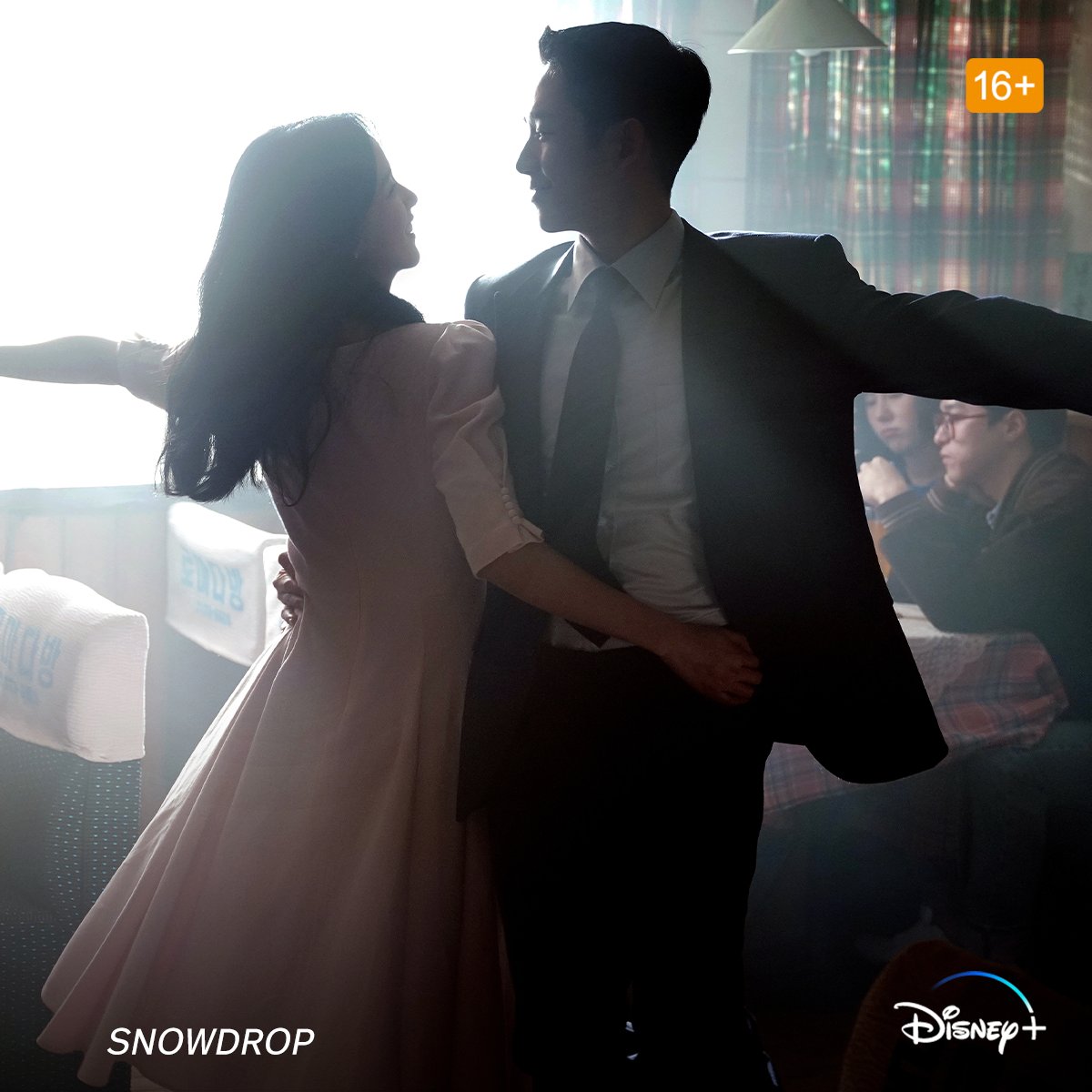 DisneyPlusFR's tweet photo. Vous l'attendiez, la série Snowdrop vient de faire son arrivée ! Découvrez les deux premiers épisodes en streaming dès maintenant sur #DisneyPlus. (accessible aux profils 16+) https://t.co/65E2IXp6fT