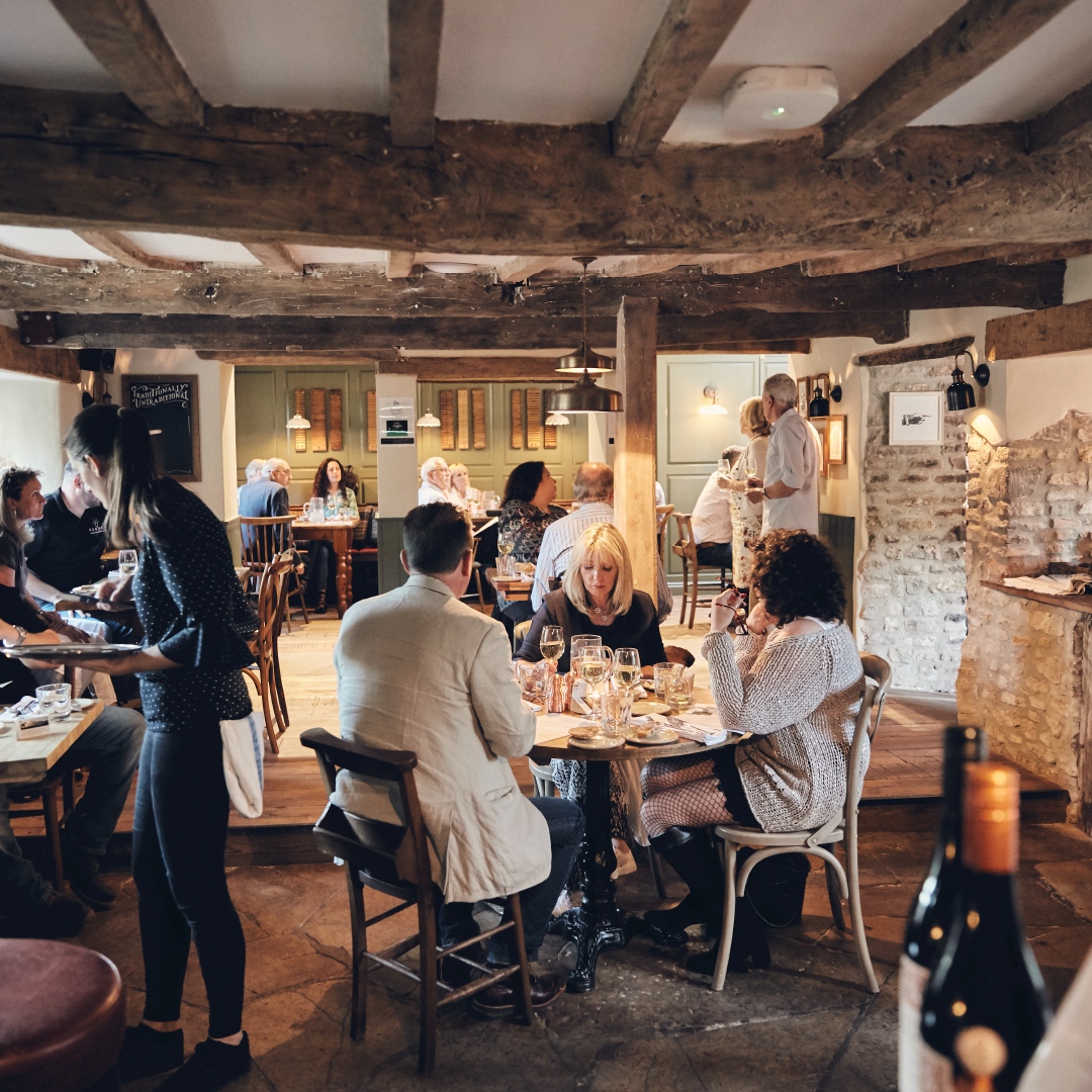 TheLitton's tweet photo. A bottle of wine with a group of friends by the fire is one of our favourite pastimes🍷  Come join us for a glass at The Litton.
.
.
#interiordesign #traditionallyuntraditional #awardwinning #boutiquehotel #destinationpub #countrypub #somerset #thelitton #wine https://t.co/qMD6YK5XTN
