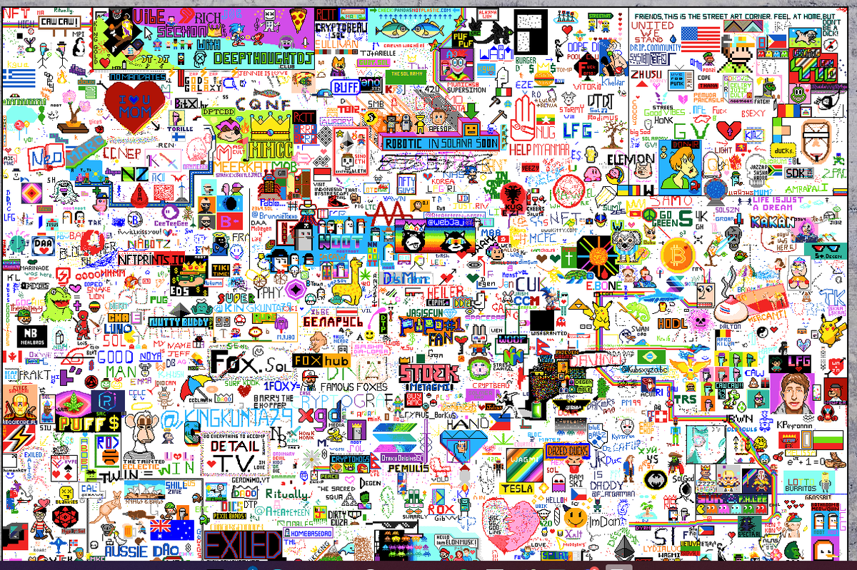 Apesop's tweet photo. Just look at this masterpiece. This is now a piece of NFT history. Honestly I am quite impressed. Such a great concept. A community of people leaving their mark, which will then get turned into an NFT, fractionalized and distributed to holders. @sainteclectic @CryptoGraf_Art  🧵 https://t.co/nbHz6dwFUD