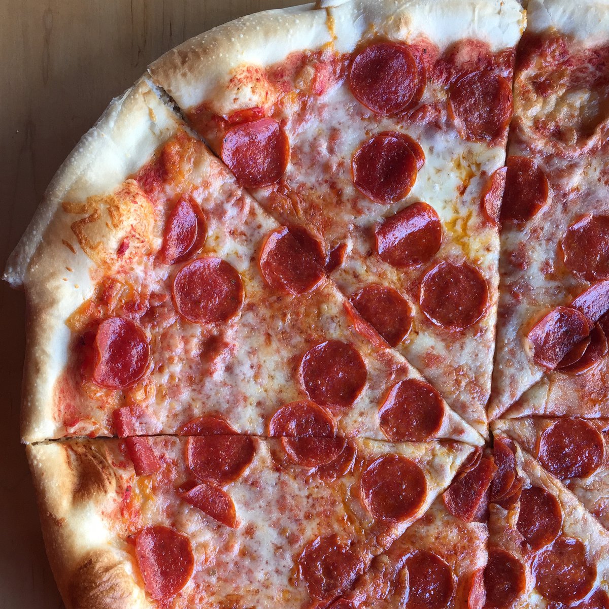 Ian's Pizza Denver tweet media