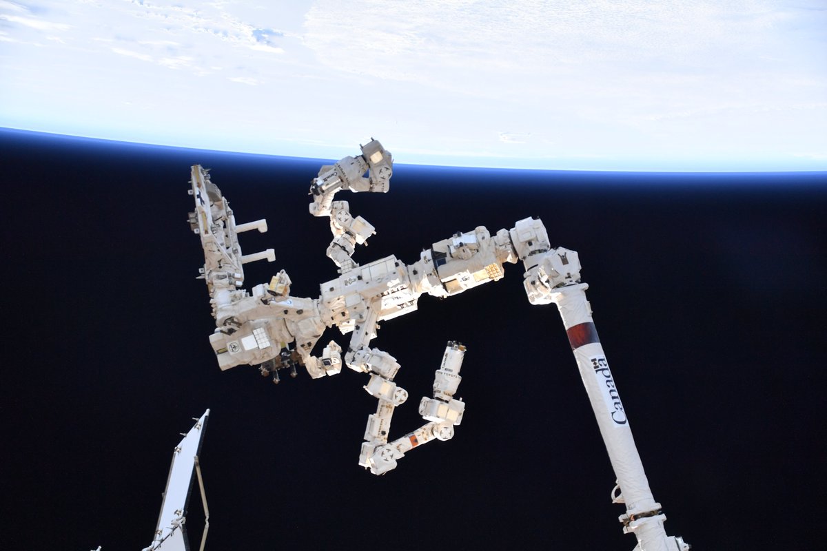 Canada’s Dextre gave us a friendly good morning wave just outside our window this past Friday, passing by as it continues to maintain and inspect the outside of our home.