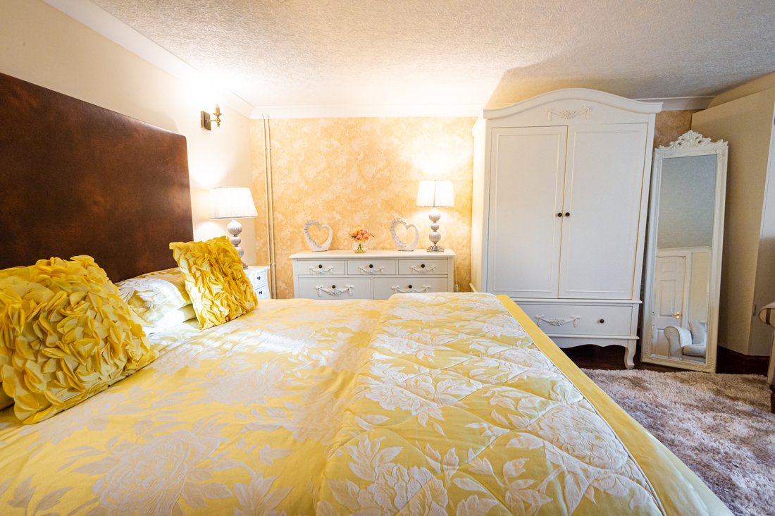 Barford House tweet media