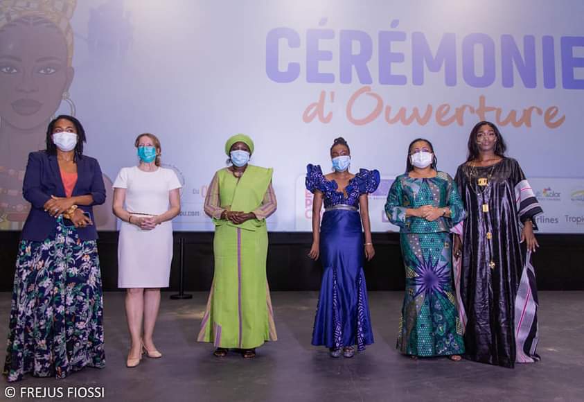 RbeccaADJINAKO1's tweet photo. Lancement officiel de la 2ème édition du #FIFF, c'était le 08 #fevrier à @canalolympia_  de #Wologuede /Cotonou/Bénin.
C'était immense, c'était grandiose. Regardez par vous-même! @cglele64 @africa_cultures 
#Cinema #wasexo @roajelfbenin https://t.co/XEWL7OcXtu