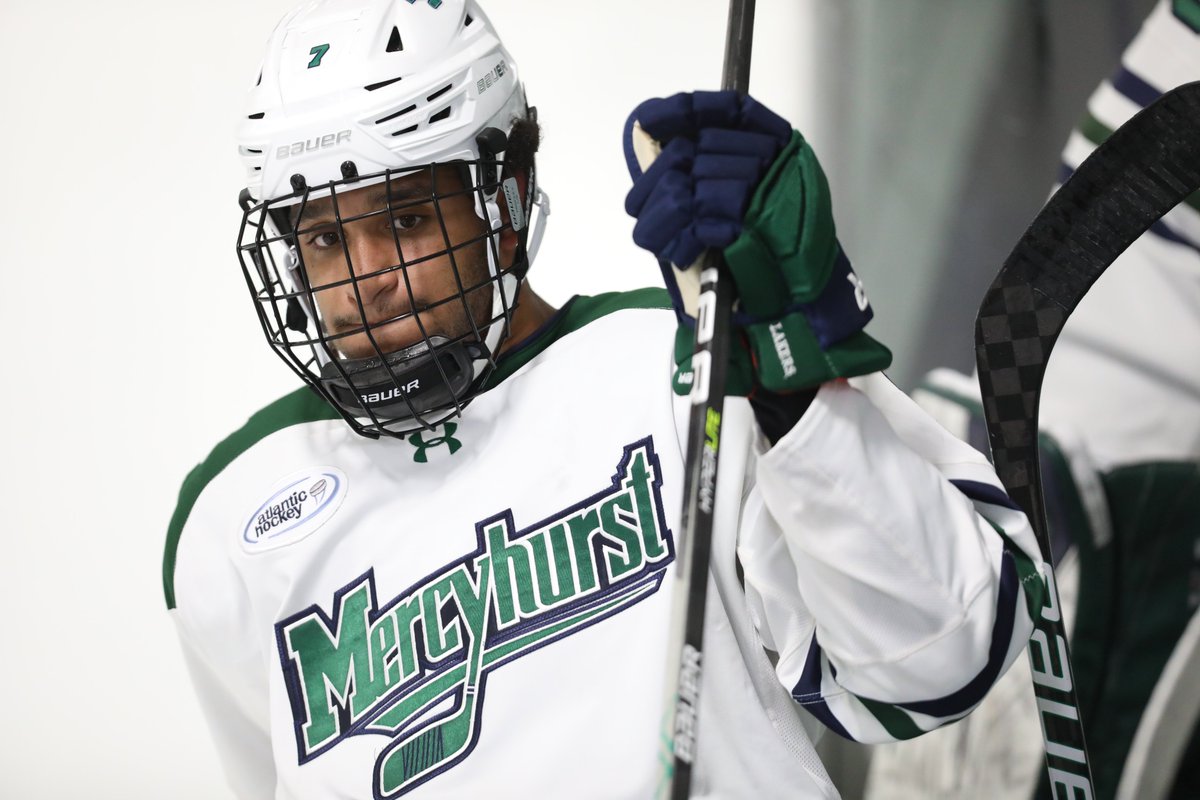 HurstMHockey's tweet photo. We couldn't be prouder of Devon who has been selected as the J.H. Blades Scholar for 2022!

📰: https://t.co/dmFwdzAoQo https://t.co/p6koDseD8E