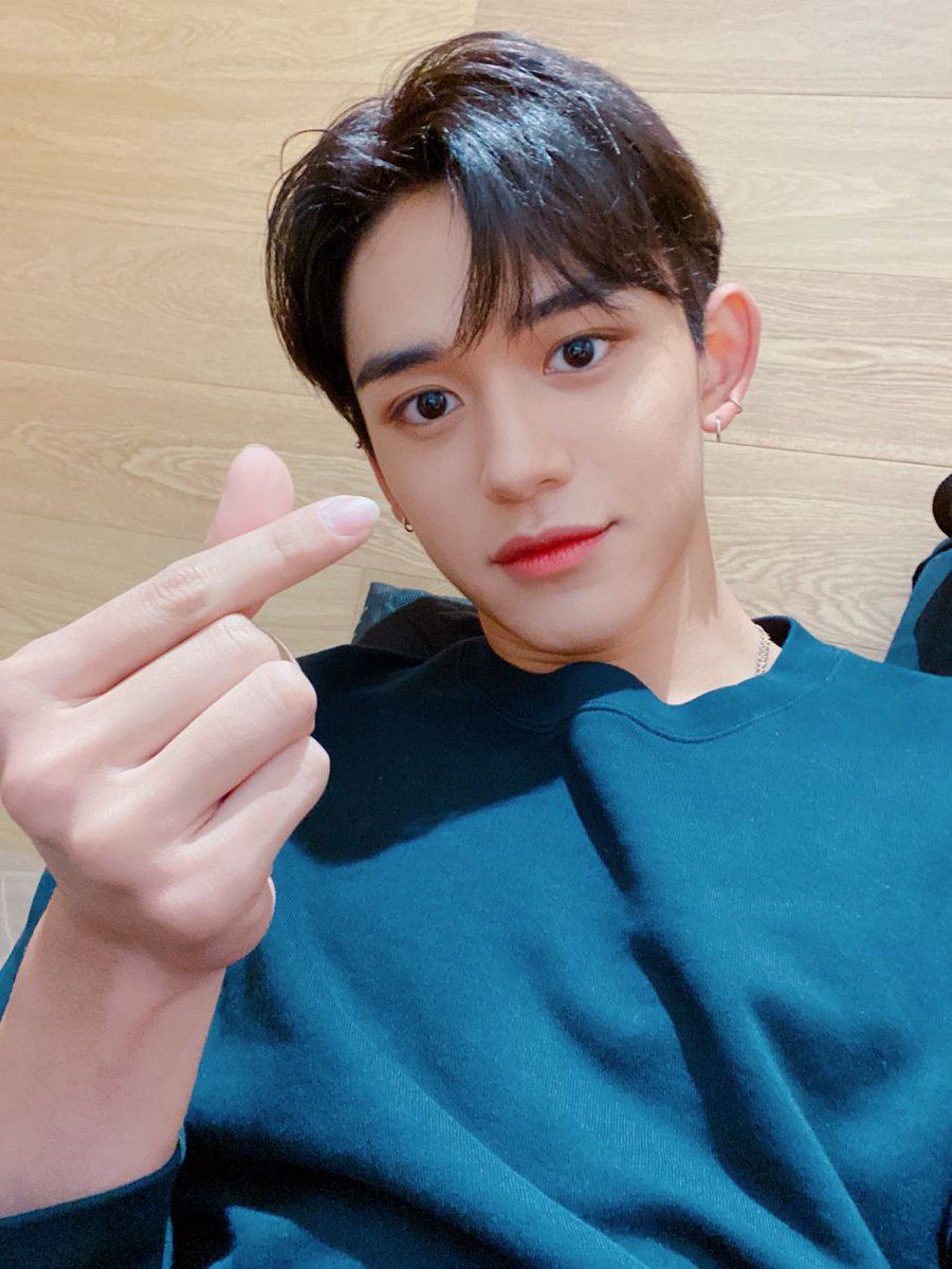 lcsuniverse's tweet photo. 1M tweets for "Lucas" right now...

#LUCAS #루카스 #黄旭熙
#WelcomeBackLucas ❤️ https://t.co/5MTYASMtiE