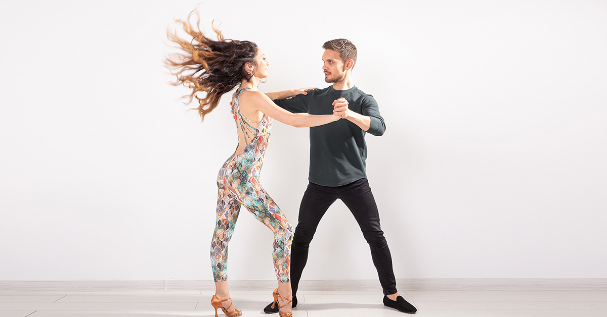GustazosPR's tweet photo. Desde $15 por 6 o 9 Clases grupales y privadas de salsa, merengue, bachata, chachachá, tango y bolero para 1 o 2 personas 💃🕺➡ https://t.co/RqrsziHgRH https://t.co/HM1fo6CzYQ